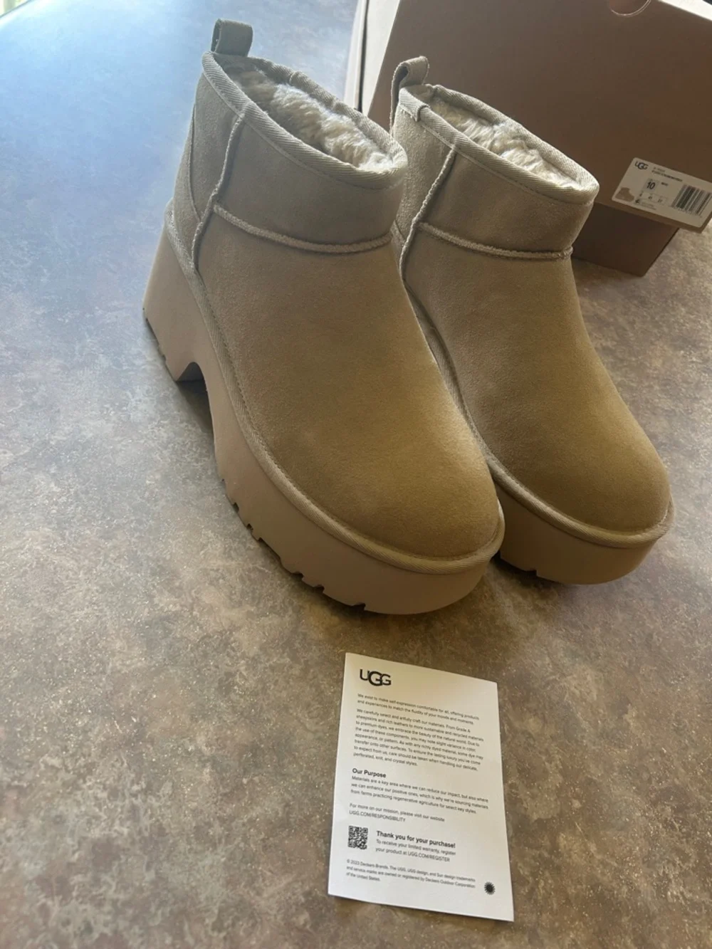 NIB UGG Classic Ultra Mini New Heights Platform Boot